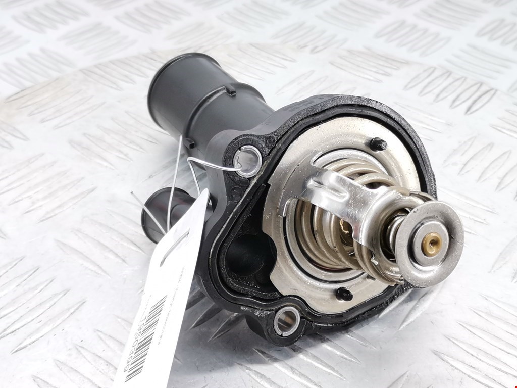 Корпус термостата FORD Focus II 2005-2011
