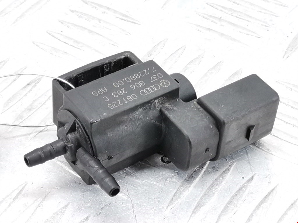 Клапан воздушного фильтра Audi A4 B6 (2000-2006)