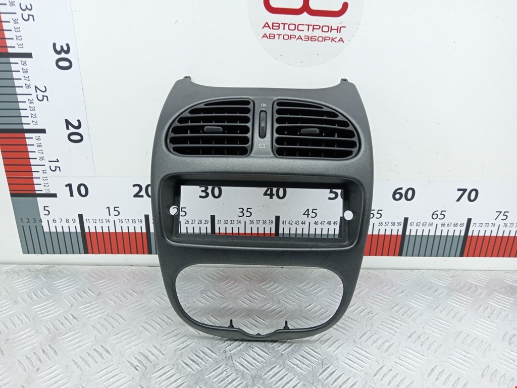 Дефлектор воздушный PEUGEOT 206 1998-2012