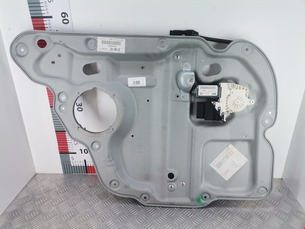 Стеклоподъемник задний левый VOLKSWAGEN Touran 2003-2010