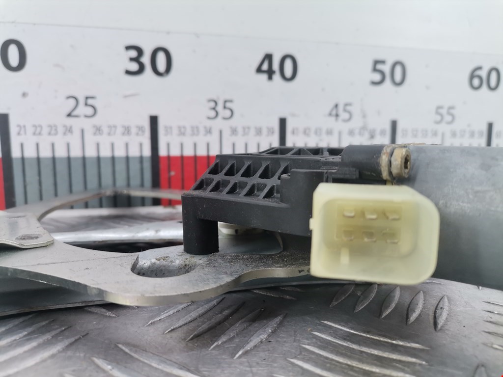 Стеклоподъемник передний правый MERCEDES-BENZ CLK-Class W208 1997-2002