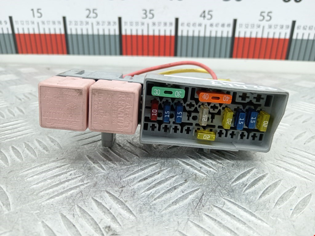 Датчик уровня в бачок омывателя RENAULT Megane II 2002-2009