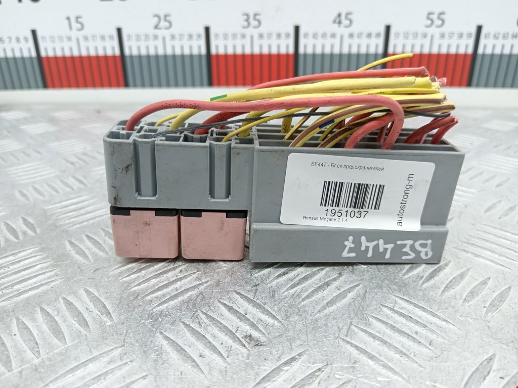 Датчик уровня в бачок омывателя RENAULT Megane II 2002-2009