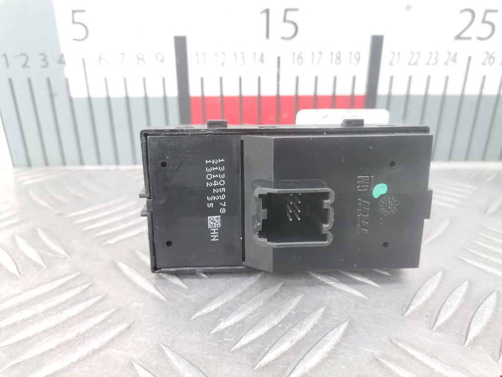 Блок управления стеклоподъемниками OPEL Astra J 2009-2017