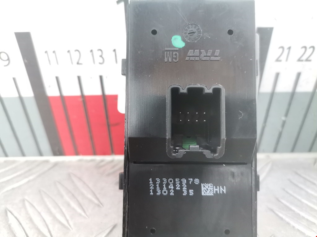 Блок управления стеклоподъемниками OPEL Astra J 2009-2017