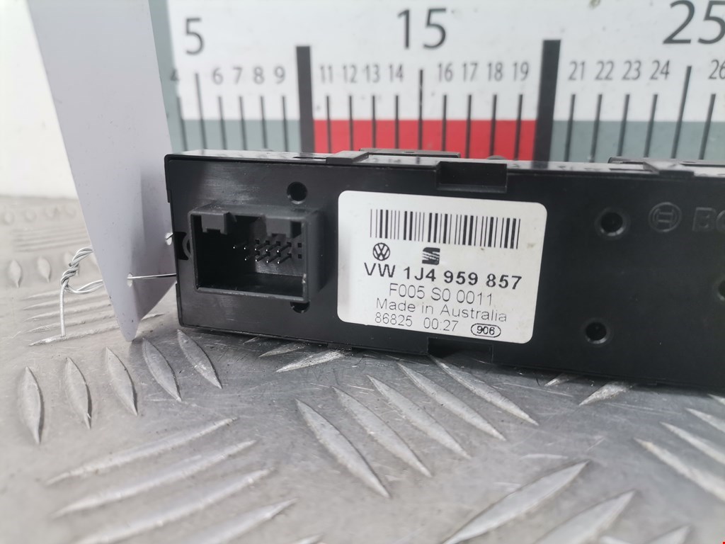 Блок управления стеклоподъемниками VOLKSWAGEN Bora 1998-2005