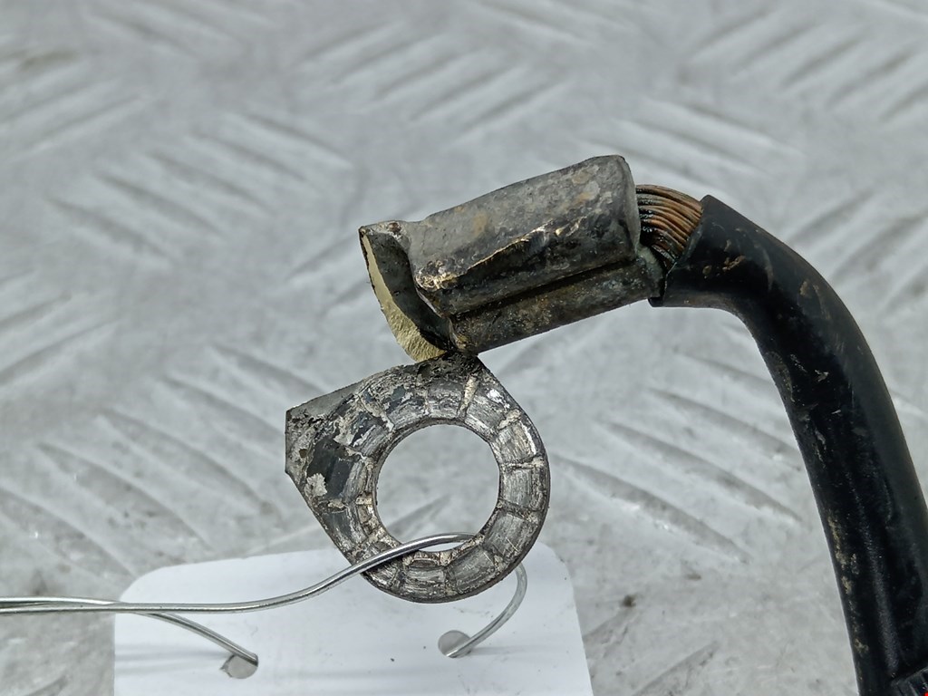 Клемма аккумулятора (минус) - PEUGEOT 406 1995-1999