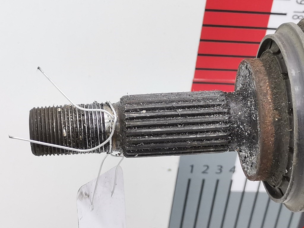 Полуось (привод, приводной вал) передняя правая DACIA Logan I 2006-2012