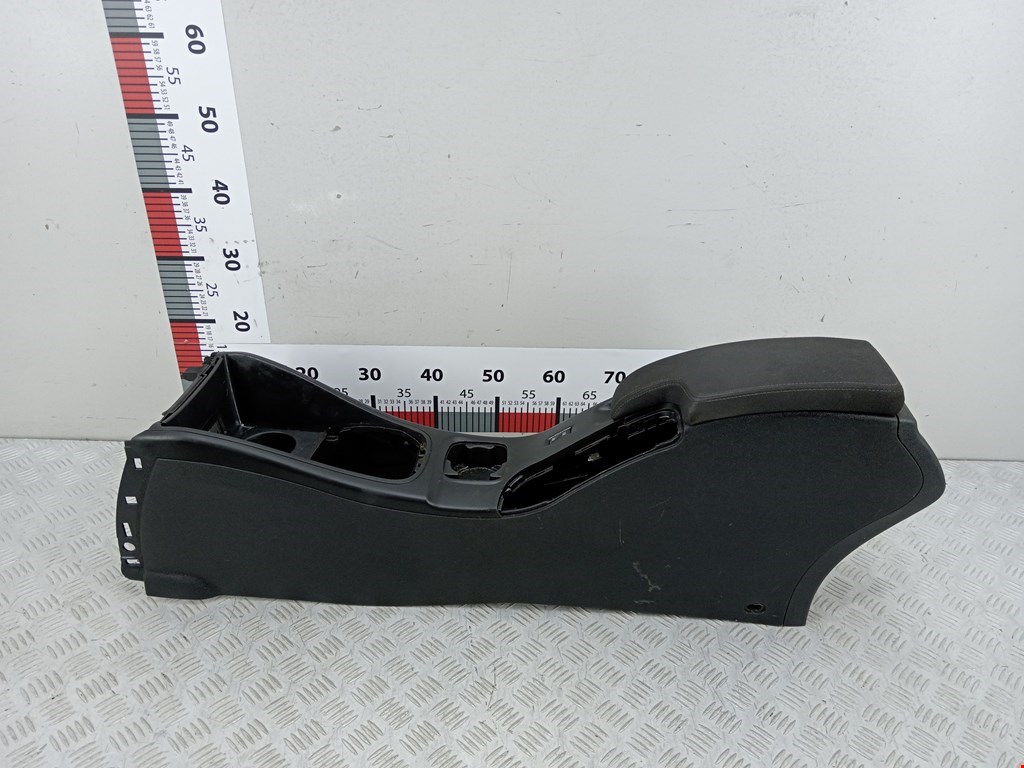 Подлокотник в салон RENAULT Megane III 2009-2016