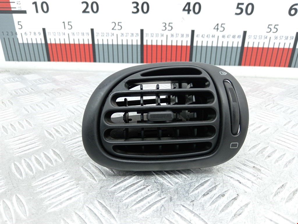 Дефлектор воздушный PEUGEOT 206 1998-2012