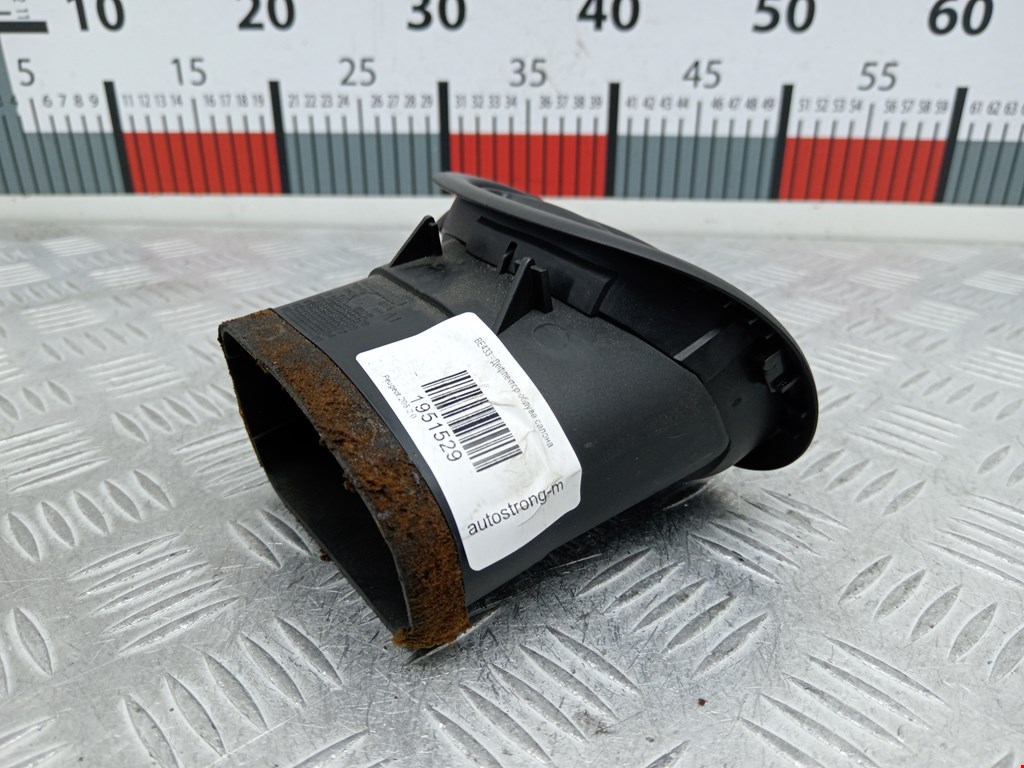 Дефлектор воздушный PEUGEOT 206 1998-2012