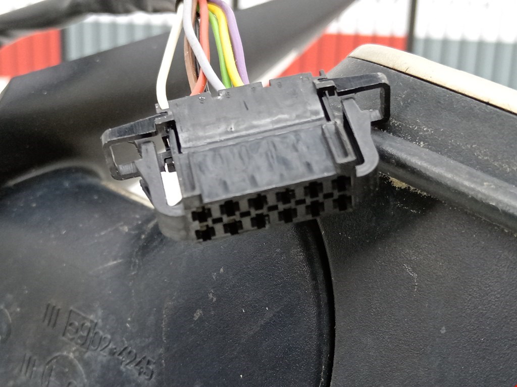 Зеркало правое SKODA Octavia A5 1Z- 2004-2013