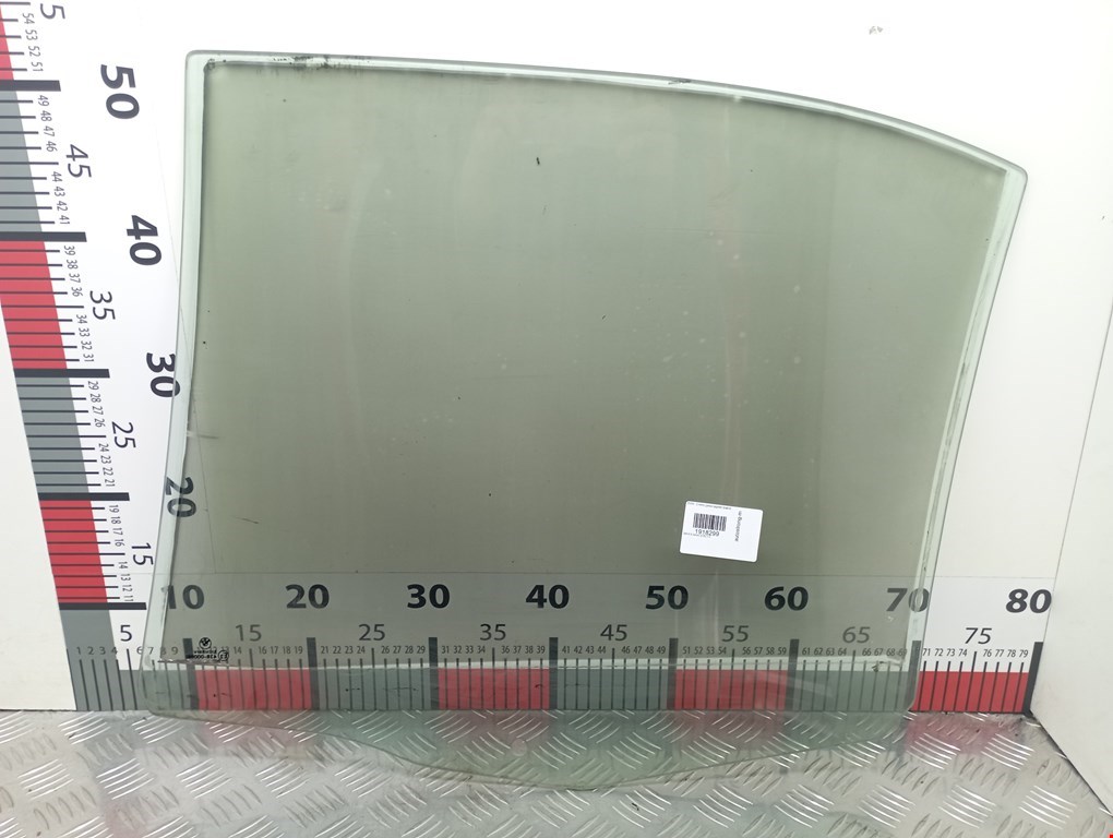 Стекло двери заднее правое BMW 5er 5 серия E39 1995-2004