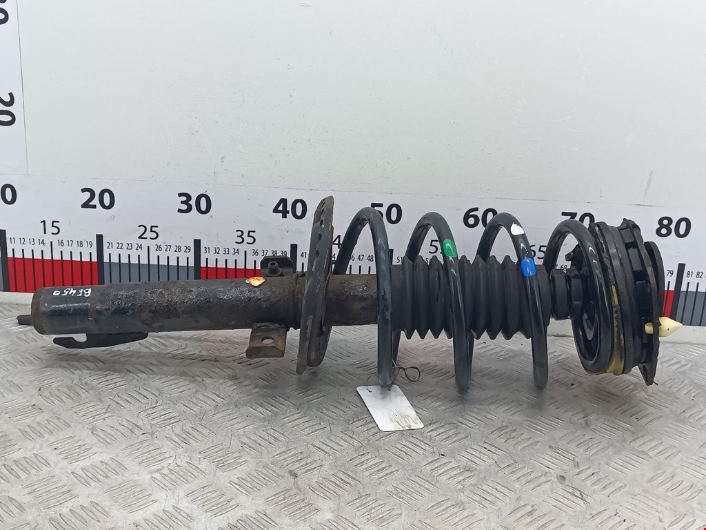 Стойка амортизатора переднего правого Renault Megane 2 (2002-2009)