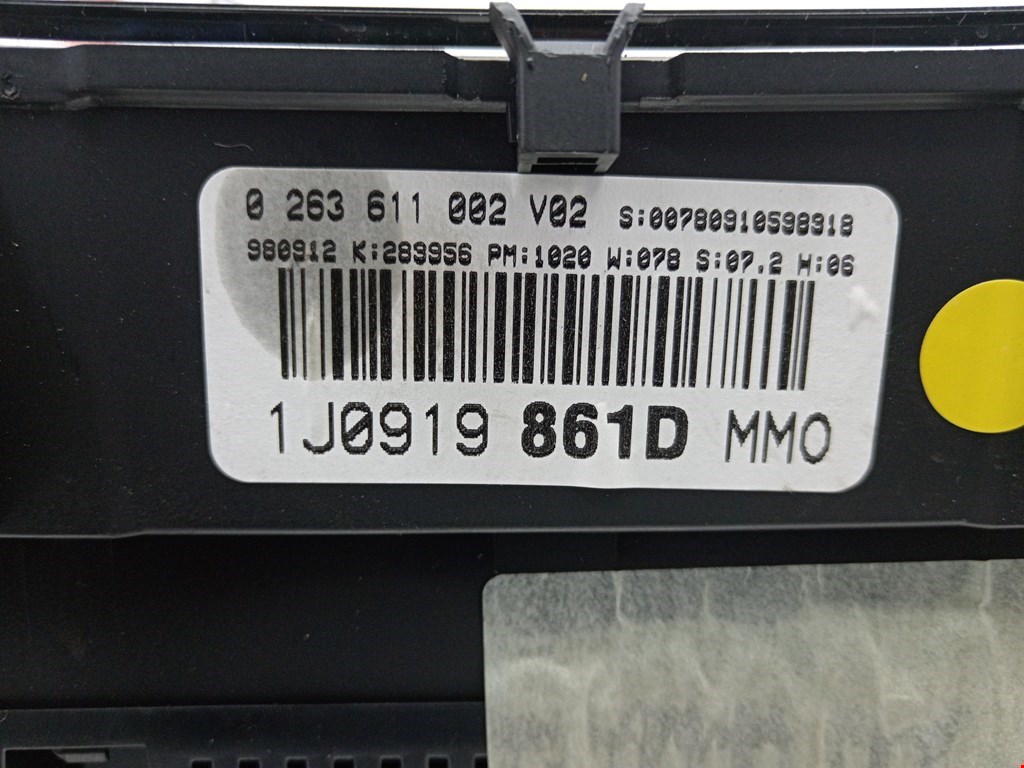 Панель приборов (щиток) VOLKSWAGEN Bora 1998-2005