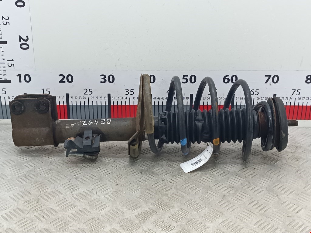 Стойка амортизатора переднего левого Citroen C4 1 (2004-2011)