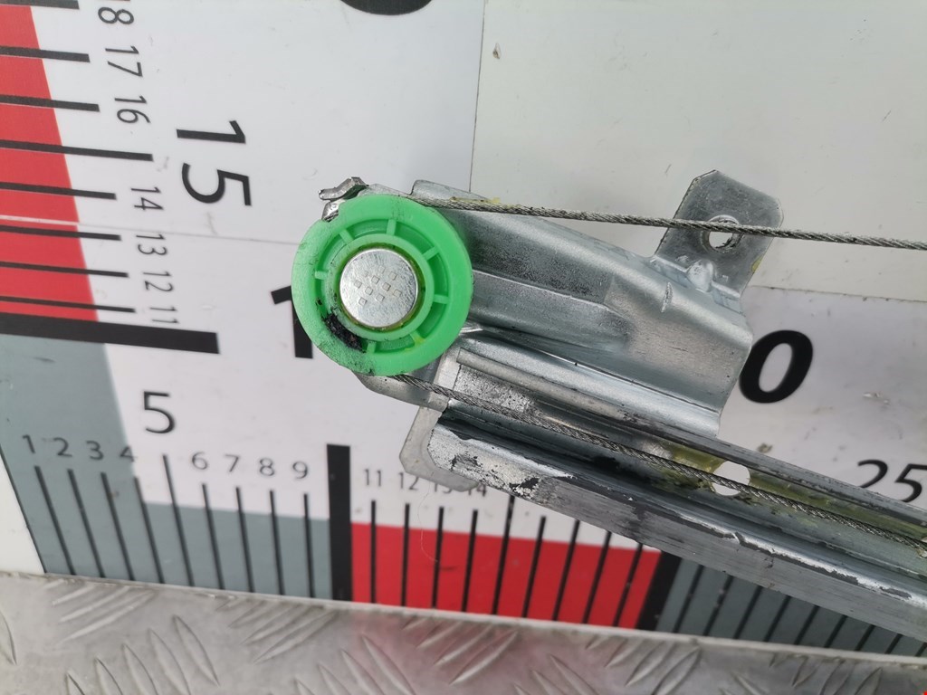 Стеклоподъемник задний правый OPEL Omega B 1994-2004