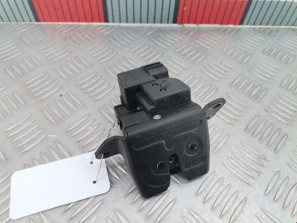 Замок багажника (крышки двери) HYUNDAI ix35 2010-2015