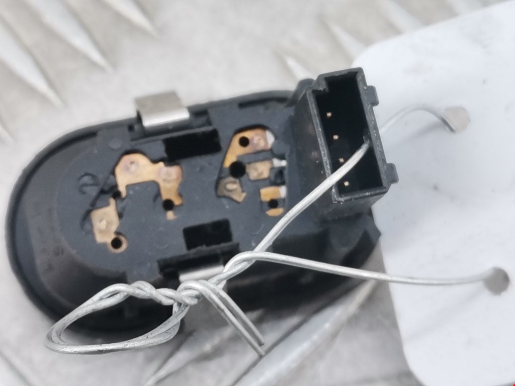 Кнопка стеклоподъемника OPEL Astra G 1998-2005