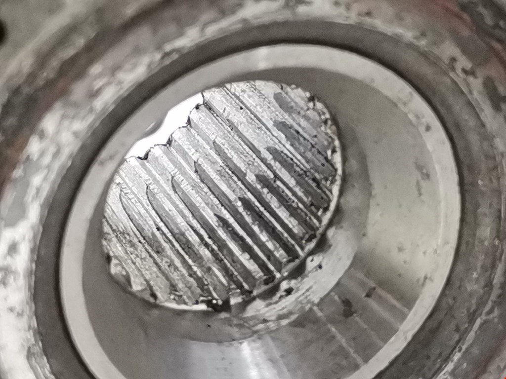 Ступица передняя левая PEUGEOT 406 1995-1999