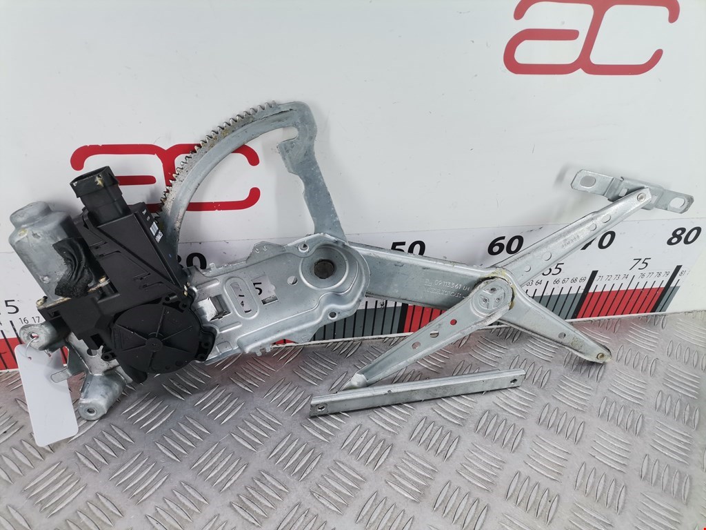 Стеклоподъемник электрический двери передней левой Opel Corsa C (2000-2006)