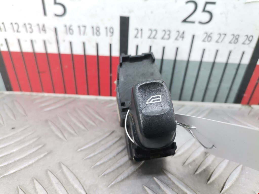 Кнопка стеклоподъемника VOLVO XC90 2002-2014