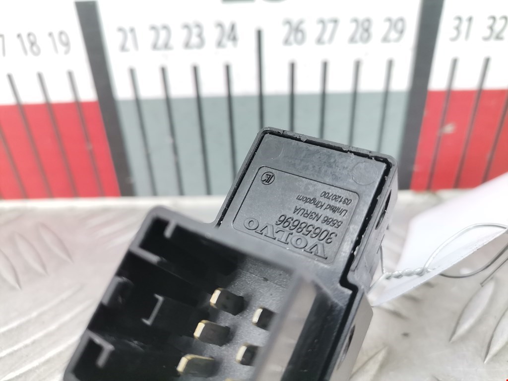 Кнопка стеклоподъемника VOLVO XC90 2002-2014