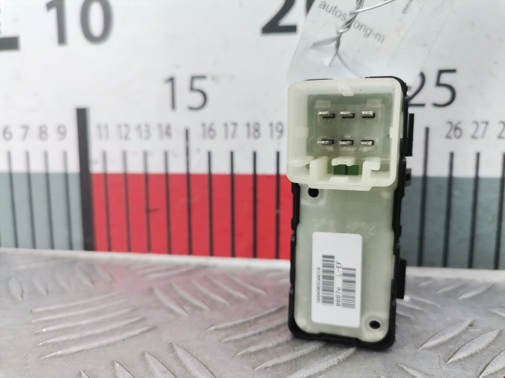 Кнопка стеклоподъемника JEEP Patriot 2007-2017