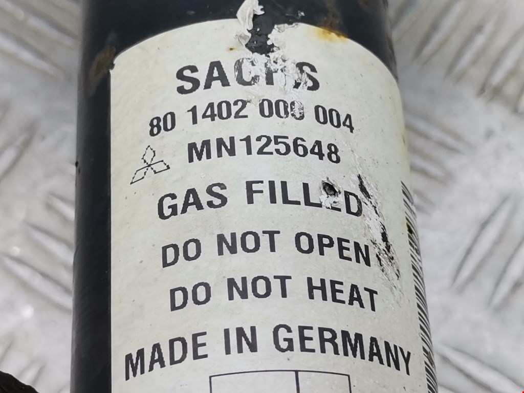 Амортизатор передний правый MITSUBISHI Colt Z3 2003-2012