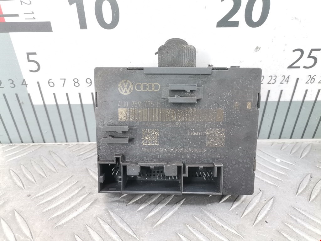 Блок комфорта VOLKSWAGEN Touareg 2010-2018