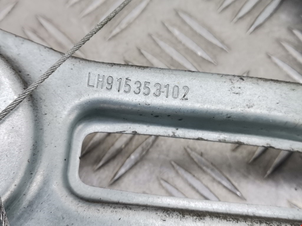 Стеклоподъемник задний левый OPEL Astra J 2009-2017