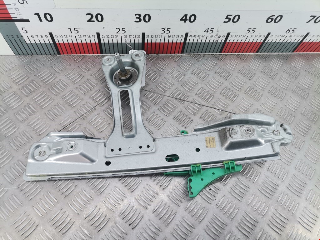 Стеклоподъемник задний левый OPEL Astra J 2009-2017