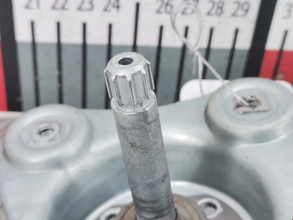 Стеклоподъемник задний левый OPEL Astra J 2009-2017