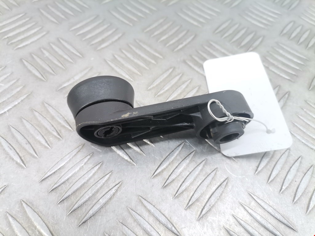 Ручка стеклоподъемника OPEL Astra J 2009-2017