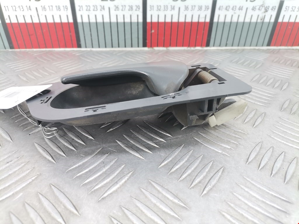 Ручка дверная передняя внутренняя левая RENAULT Laguna 1993-2000
