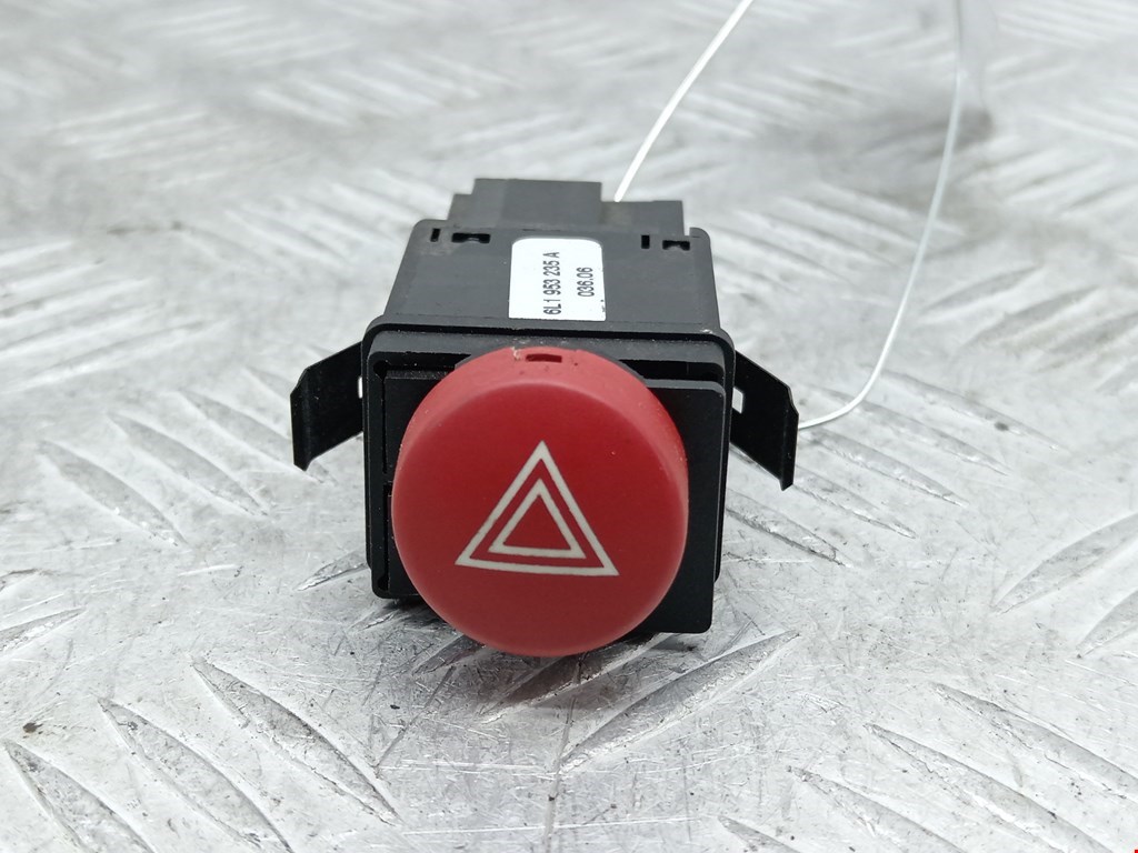 Кнопка аварийной сигнализации (аварийки) SEAT Ibiza 2002-2008