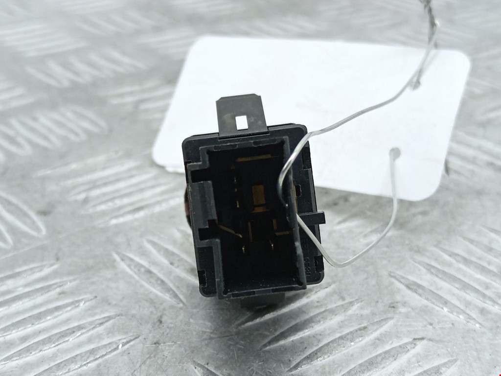 Кнопка аварийной сигнализации (аварийки) SEAT Ibiza 2002-2008