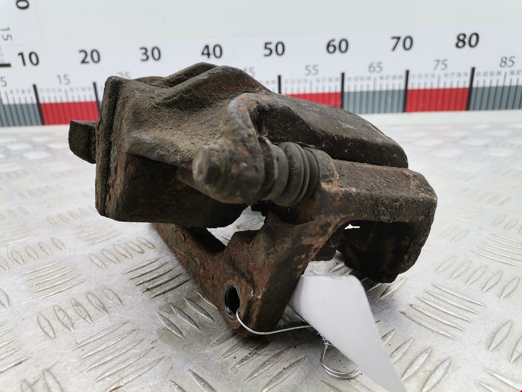 Суппорт передний левый RENAULT Megane II 2002-2009