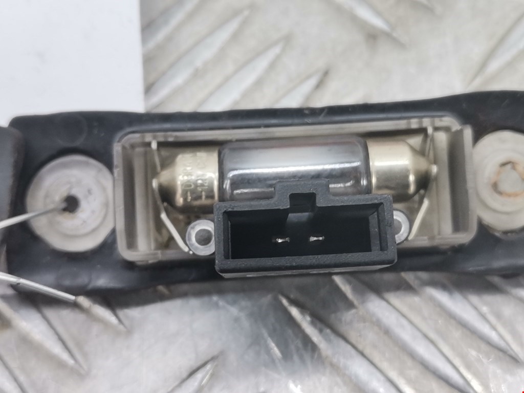 Фонарь подсветки номера SEAT Alhambra 1996-2010