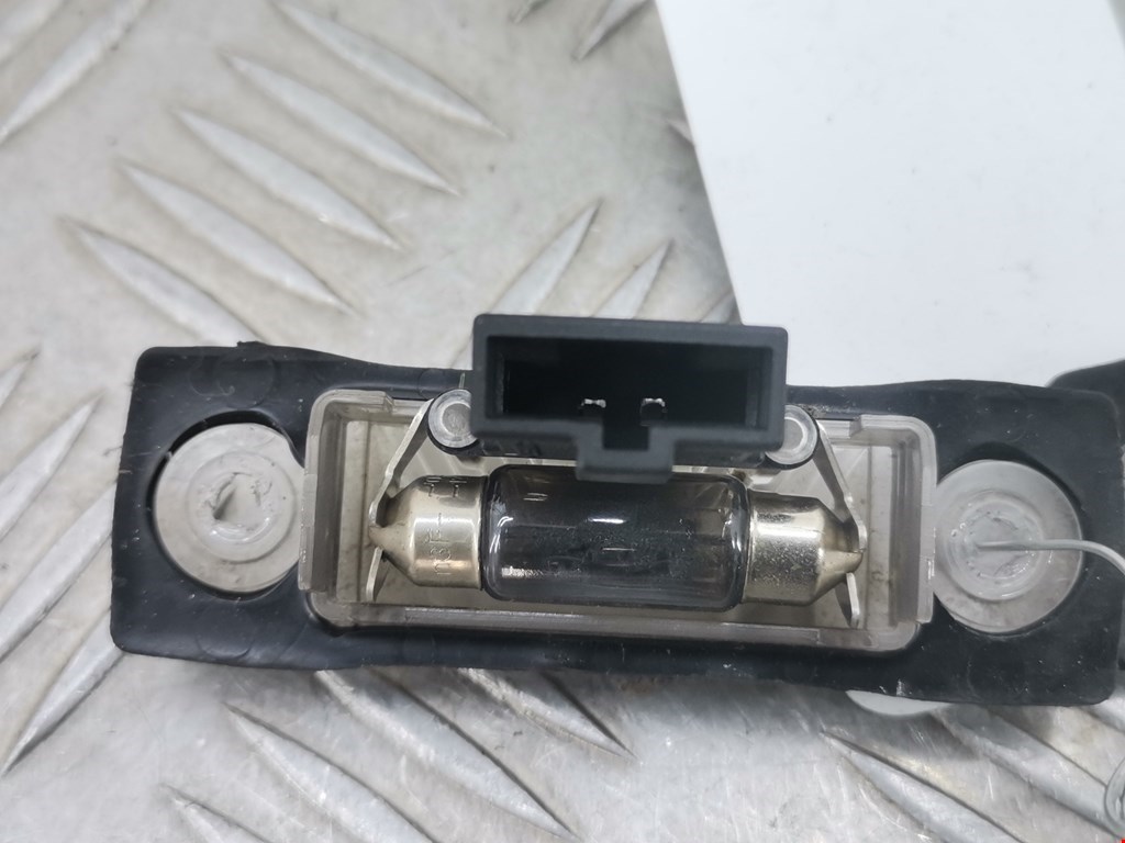 Фонарь подсветки номера SEAT Alhambra 1996-2010