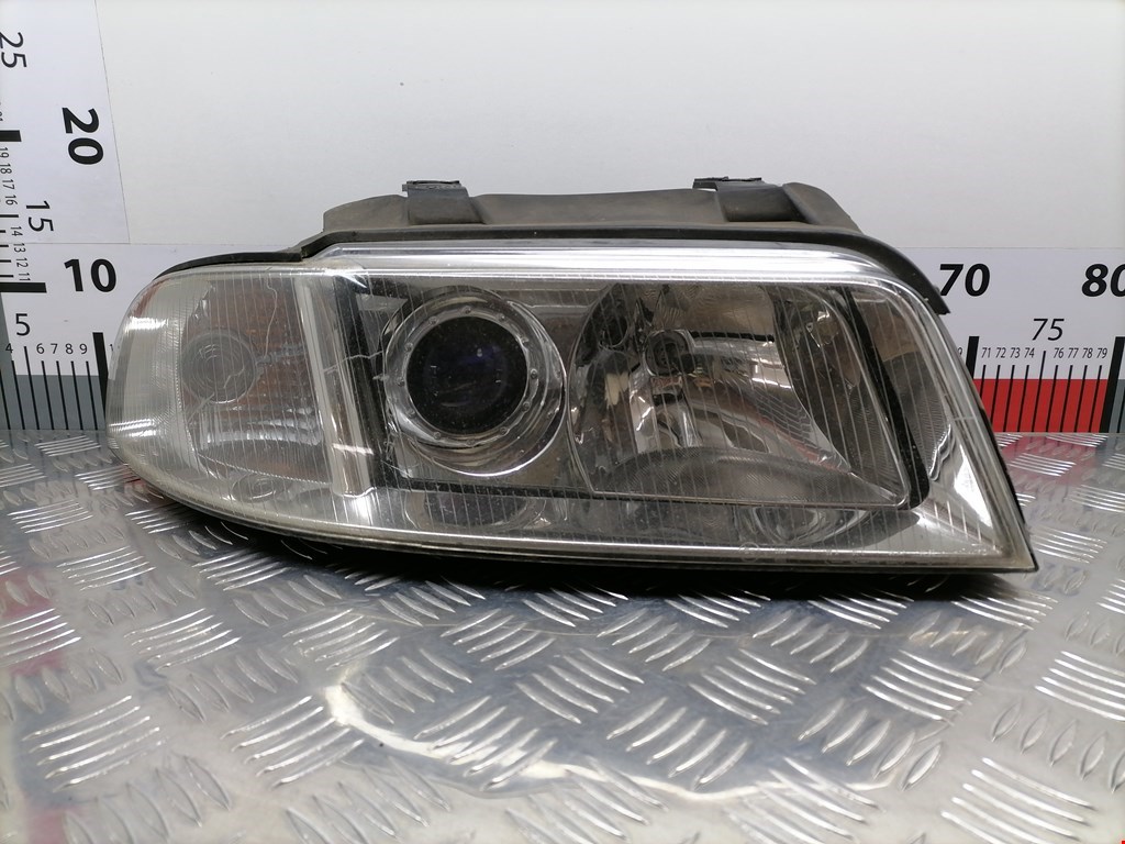 Фара правая AUDI A4 B5 1995-2001