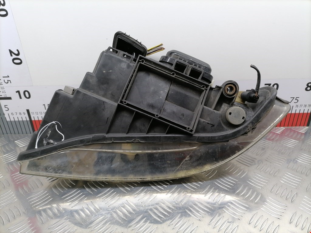 Фара правая AUDI A4 B5 1995-2001