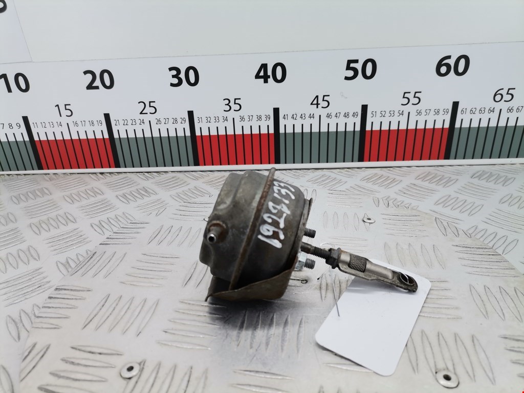 Моторчик привода (положения воздушных) заслонок (актуатор сервопривода турбины) RENAULT Espace 2003-2014