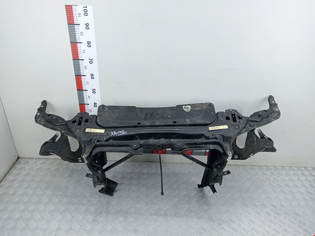 Панель передняя (передняя монтажная панель рамка передняя телевизор) BMW 7-Series (E65/E66) (2001-2008)