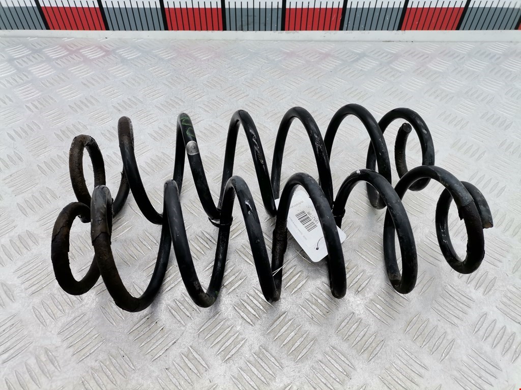 Пружина задняя левая/правая VOLKSWAGEN Bora 1998-2005