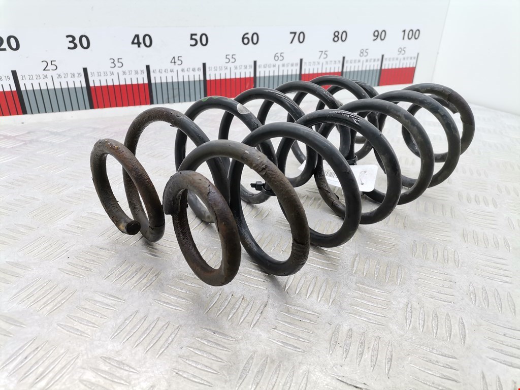 Пружина задняя левая/правая VOLKSWAGEN Bora 1998-2005