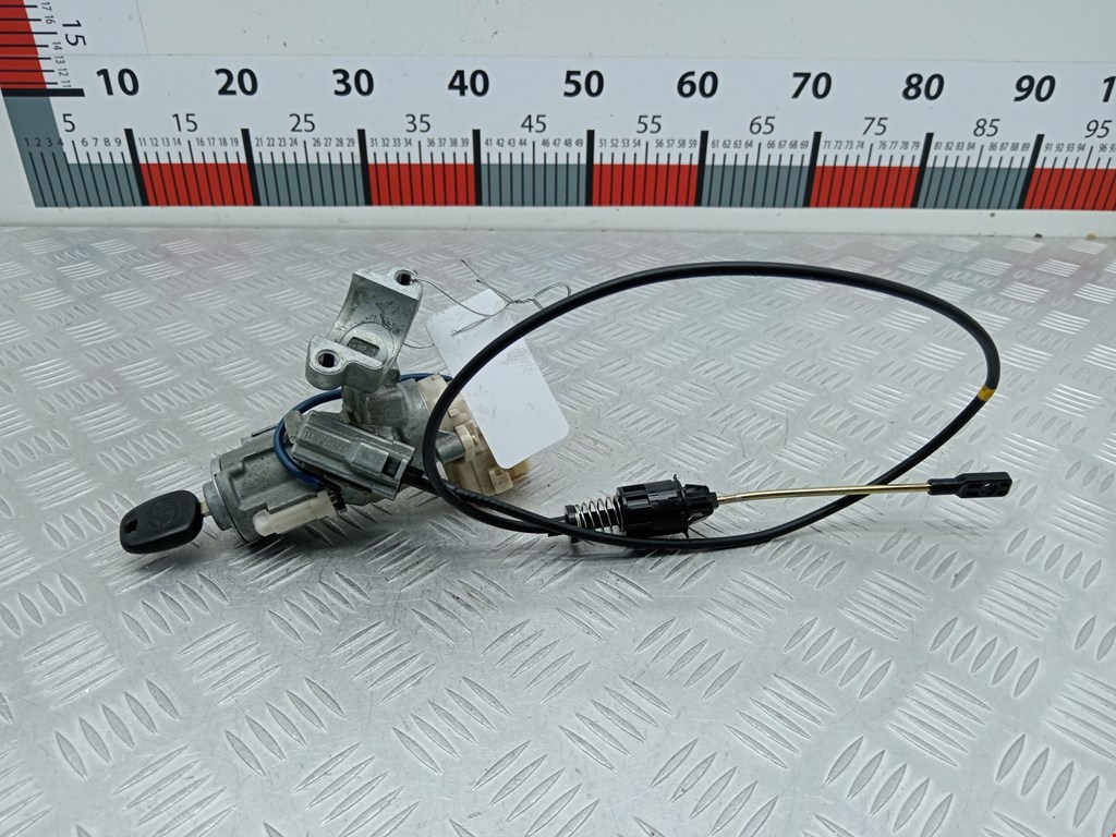 Замок зажигания TOYOTA Yaris 1999-2005
