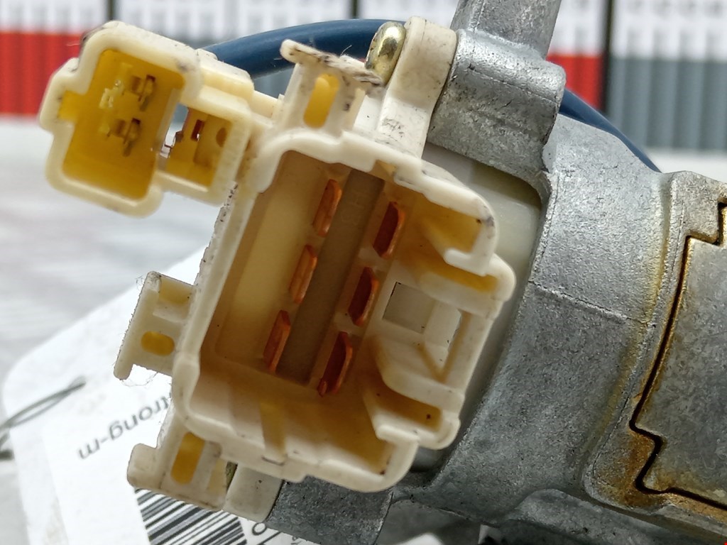Замок зажигания TOYOTA Yaris 1999-2005