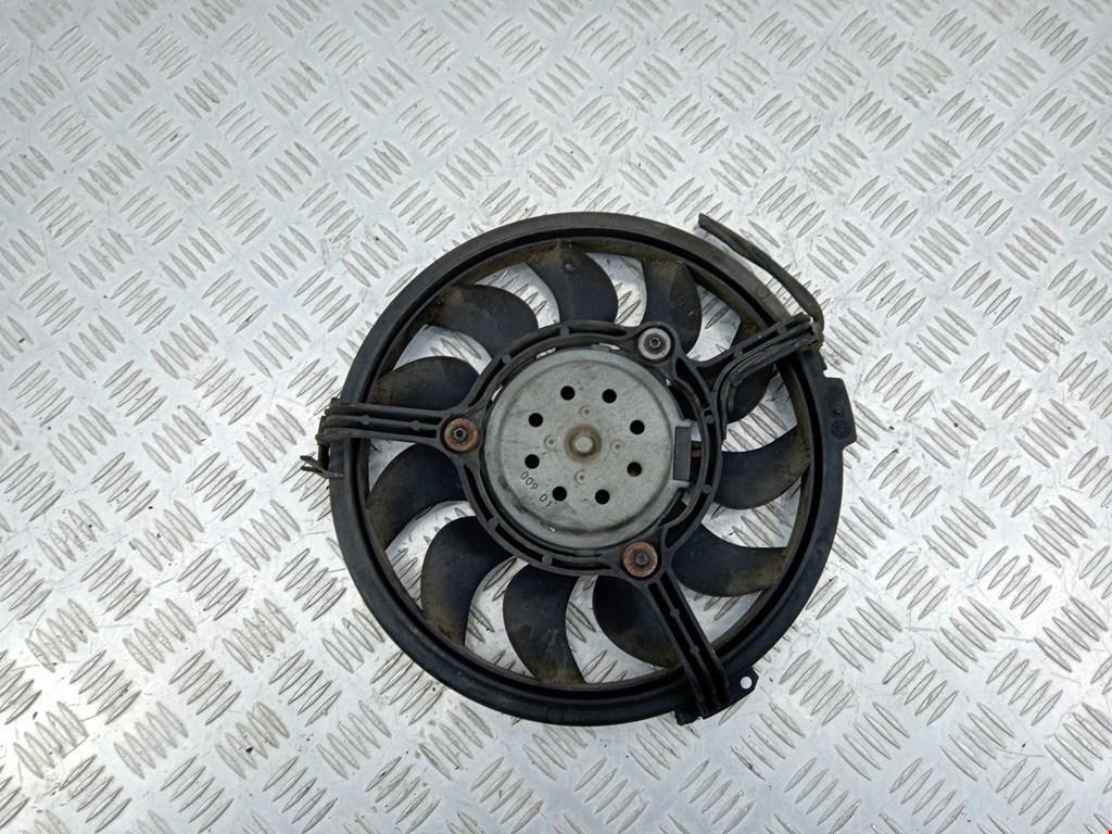 Вентилятор радиатора кондиционера VOLKSWAGEN Passat B5 1997-2005