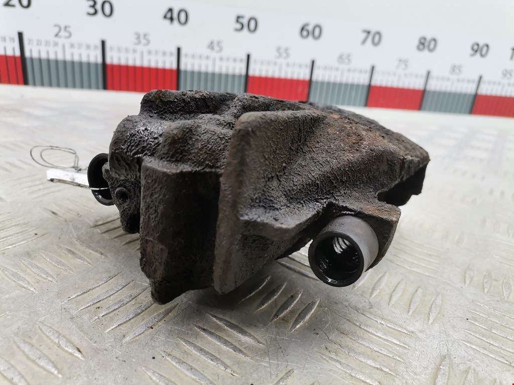 Суппорт передний левый FORD Focus I 1998-2005